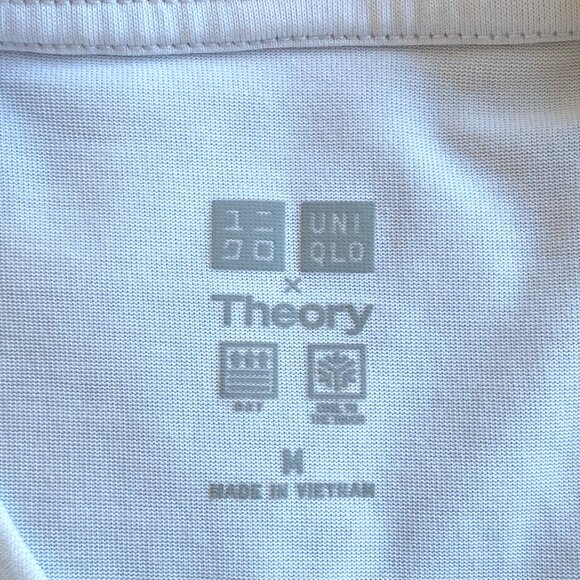 Uniqlo x Theory Womens Mock Neck Short Sleeve White T-shirt Size M Boxy Cut - Picture 3 of 7